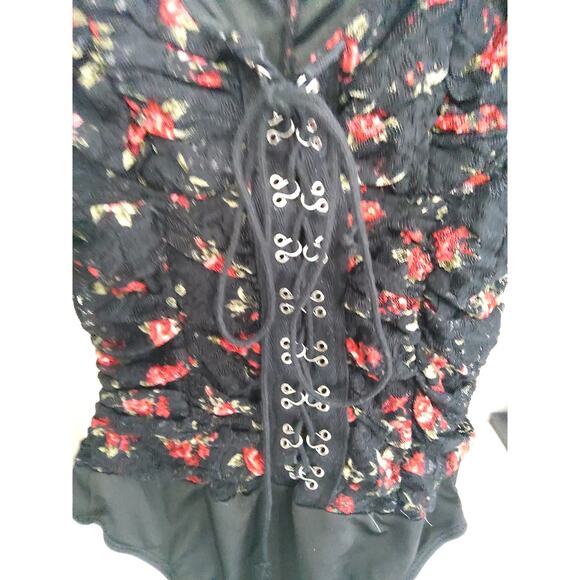 Y2K Whimsigoth XS body top lace Floral Officesiren Red/Blk Sheer Vamp/Goth - Picture 5 of 9